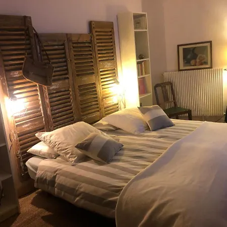 Bed & Breakfast Les Yuccas 3*